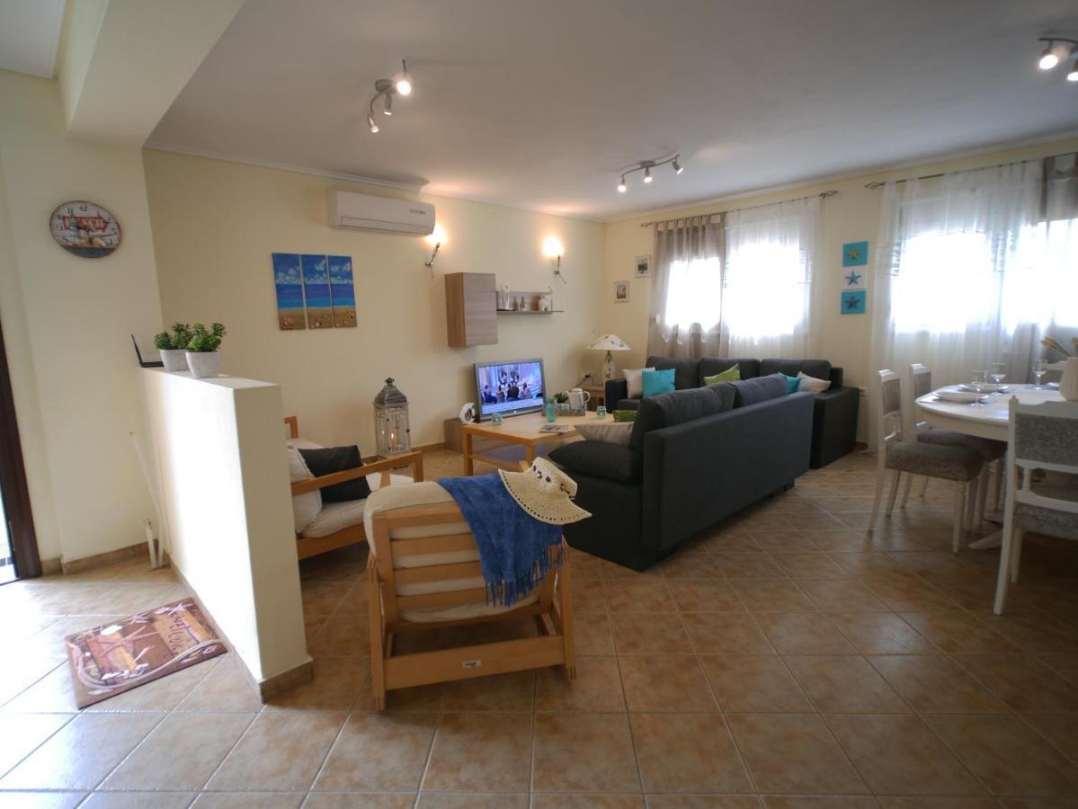 Villa Verde 200 Meters From The Beach Nea Iraklitsa Exteriör bild