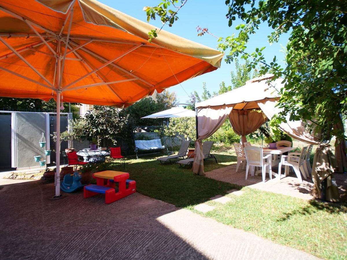 Villa Verde 200 Meters From The Beach Nea Iraklitsa Exteriör bild