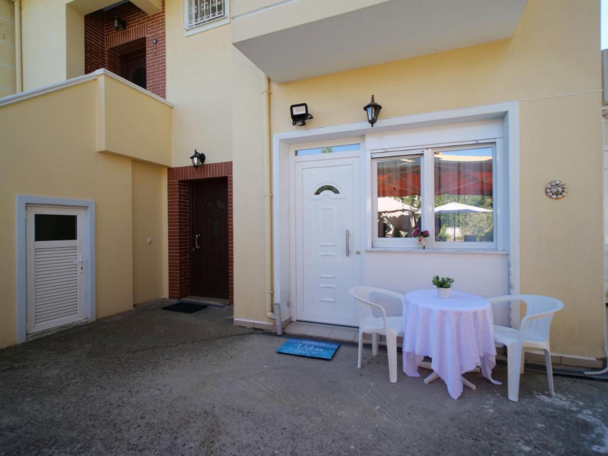 Villa Verde 200 Meters From The Beach Nea Iraklitsa Exteriör bild