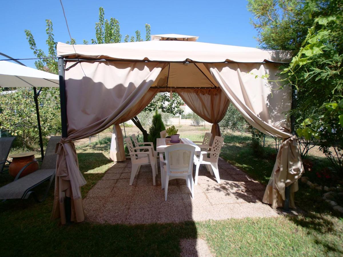 Villa Verde 200 Meters From The Beach Nea Iraklitsa Exteriör bild